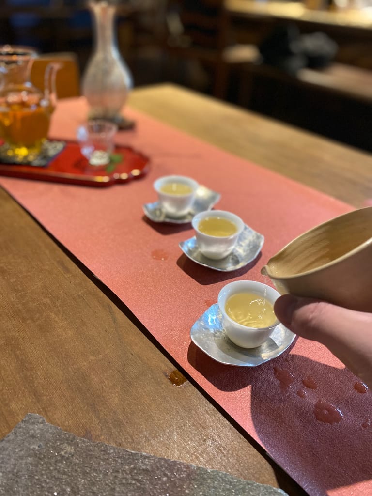 《桃園青埔美食》自如清庵|茶文化茶空間|茶席體驗|輕食下午茶|結合品茗/茶點/藝術|還有附設室外停車場~