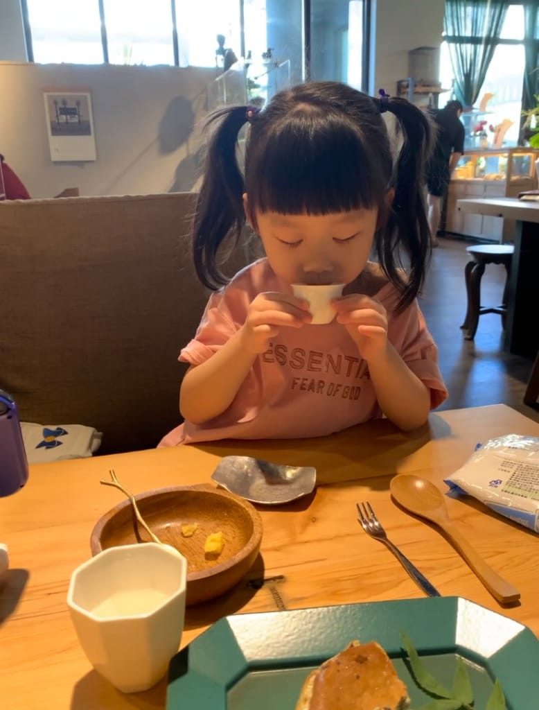 《桃園青埔美食》自如清庵|茶文化茶空間|茶席體驗|輕食下午茶|結合品茗/茶點/藝術|還有附設室外停車場~