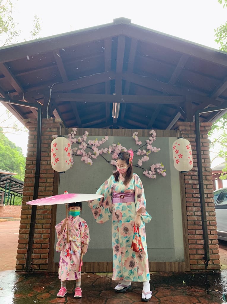 《2022宜蘭親子景點》長埤湖精靈村|日式浴衣和服體驗|可愛動物餵食|湖畔噴泉|大自然森林吸收芬多精|偽出國到日本,距離清水地熱很近,親子網美都愛來~