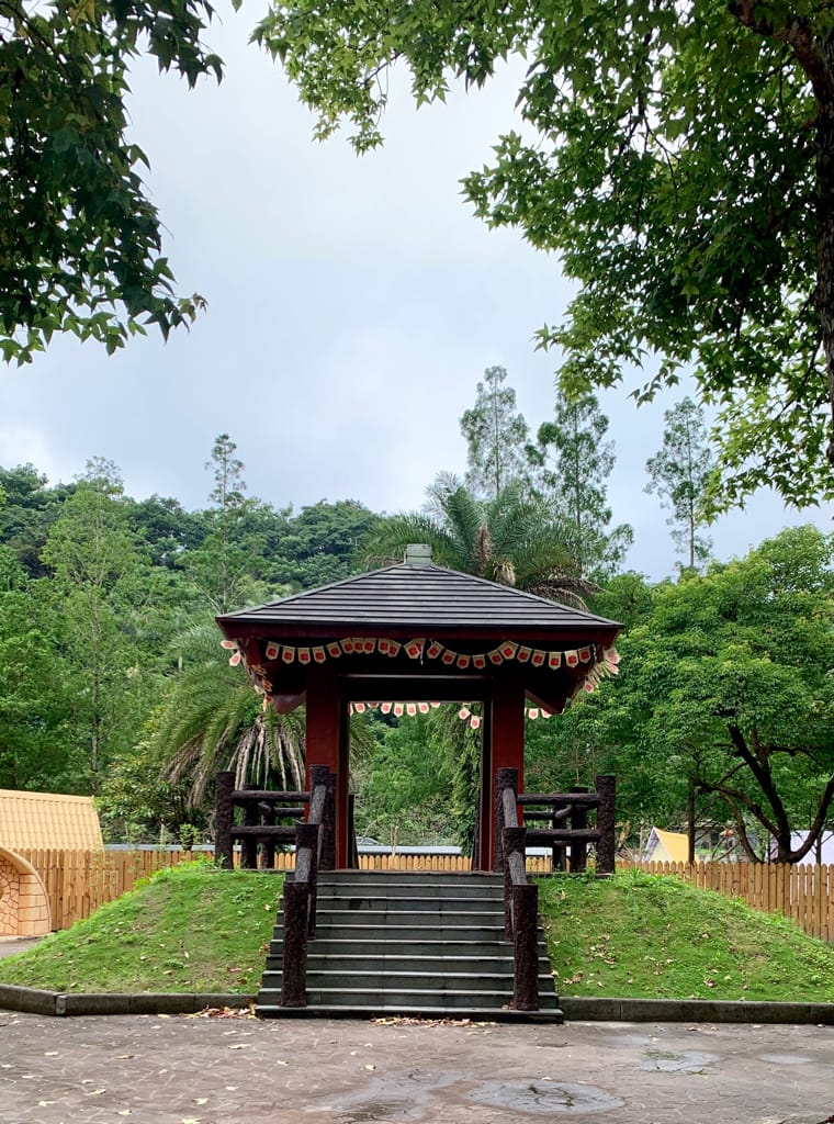 《2022宜蘭親子景點》長埤湖精靈村|日式浴衣和服體驗|可愛動物餵食|湖畔噴泉|大自然森林吸收芬多精|偽出國到日本,距離清水地熱很近,親子網美都愛來~