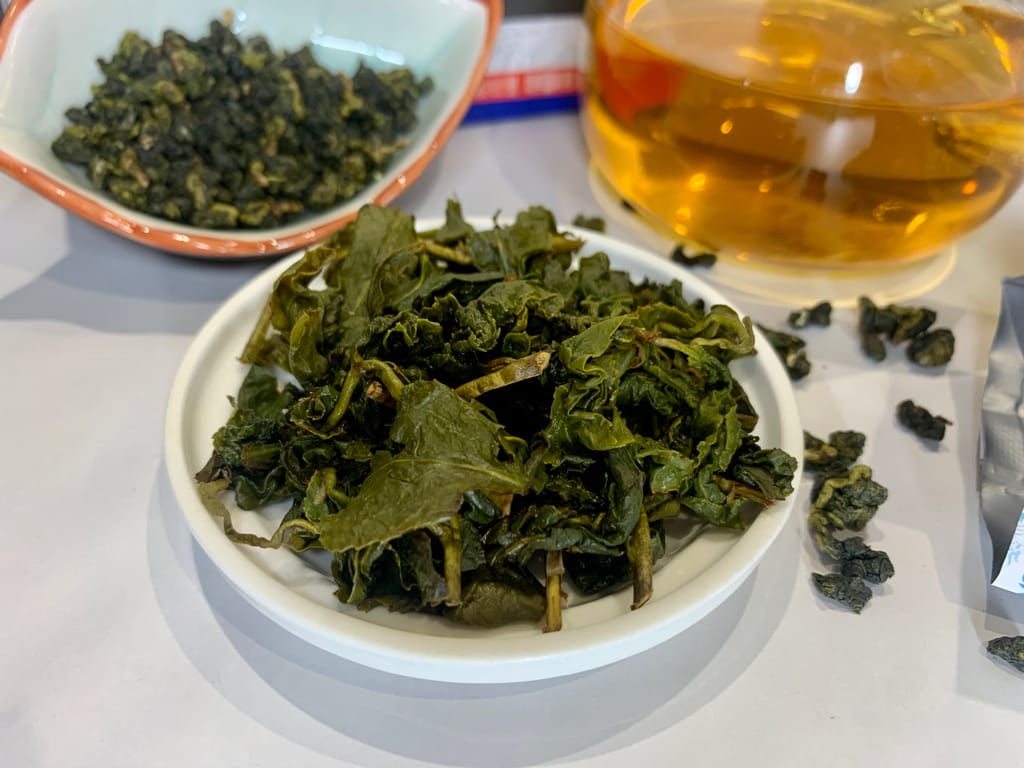 《茶葉抽獎文》富鯨商舖Fu Jing Shop｜阿里山石棹珠露烏龍茗茶、金萱茗茶｜台灣高山茶｜文末抽獎，偶爾也來喝茶養生吧～