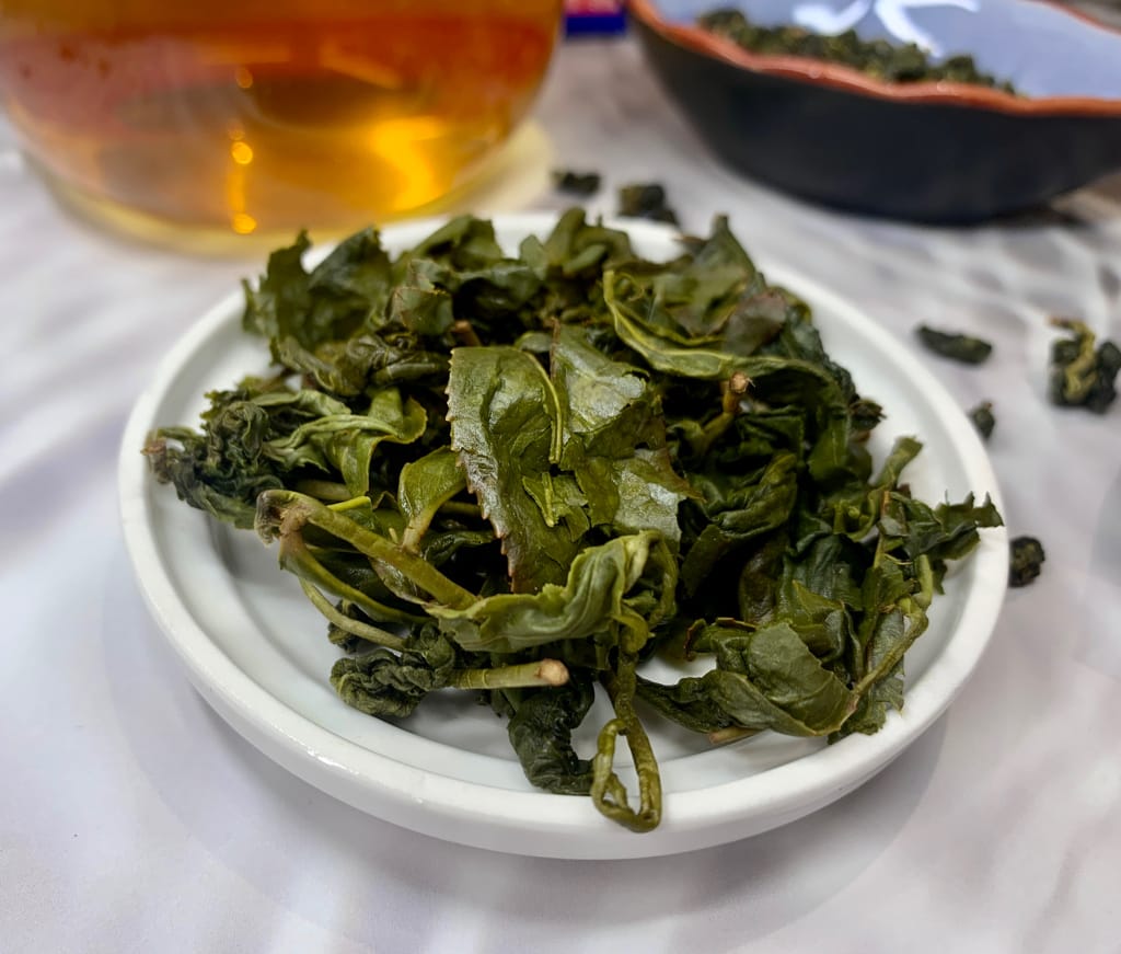 《茶葉抽獎文》富鯨商舖Fu Jing Shop｜阿里山石棹珠露烏龍茗茶、金萱茗茶｜台灣高山茶｜文末抽獎，偶爾也來喝茶養生吧～