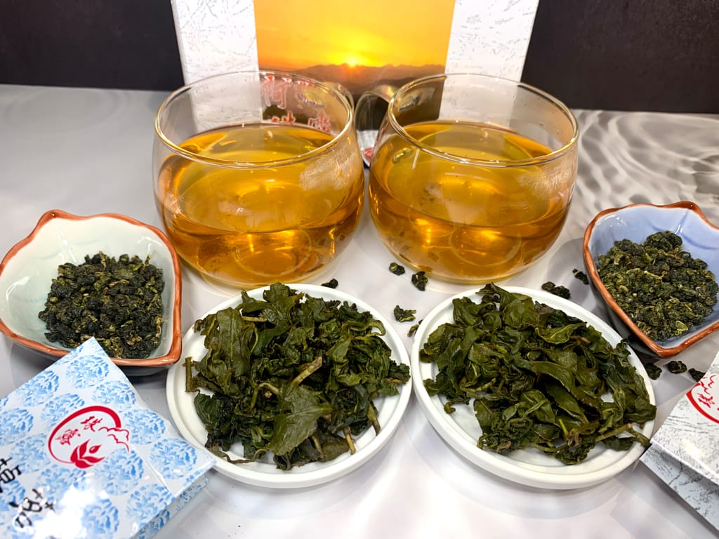 《茶葉抽獎文》富鯨商舖Fu Jing Shop｜阿里山石棹珠露烏龍茗茶、金萱茗茶｜台灣高山茶｜文末抽獎，偶爾也來喝茶養生吧～