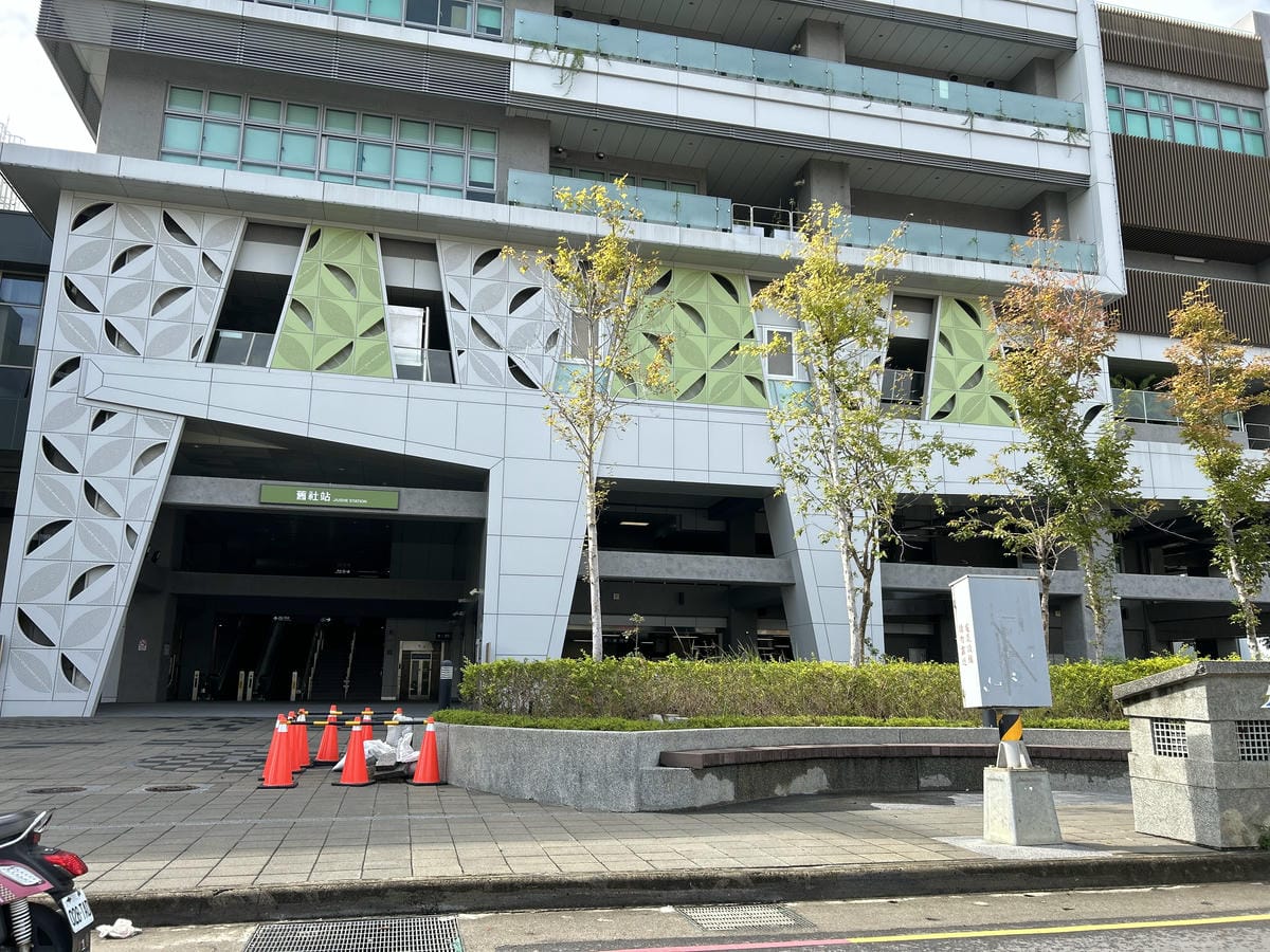 《 台中北屯區除毛推薦 》夏沐妍高端皮膚管理中心-北屯店|專 《 台中北屯區除毛推薦 》夏沐妍高端皮膚管理中心-北屯店|專