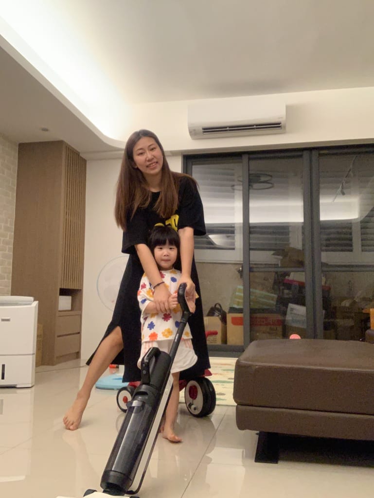 《⚆ ᴥ ⚆ 開箱 TINECO添可 FLOOR ONE S5 Combo無線智能吸水洗地機》免手洗滾刷｜銀離子防止異味｜智能感應｜二合一手持擴充｜聚會善後或料理清潔超方便快速|家裡有小孩的必備好物～
