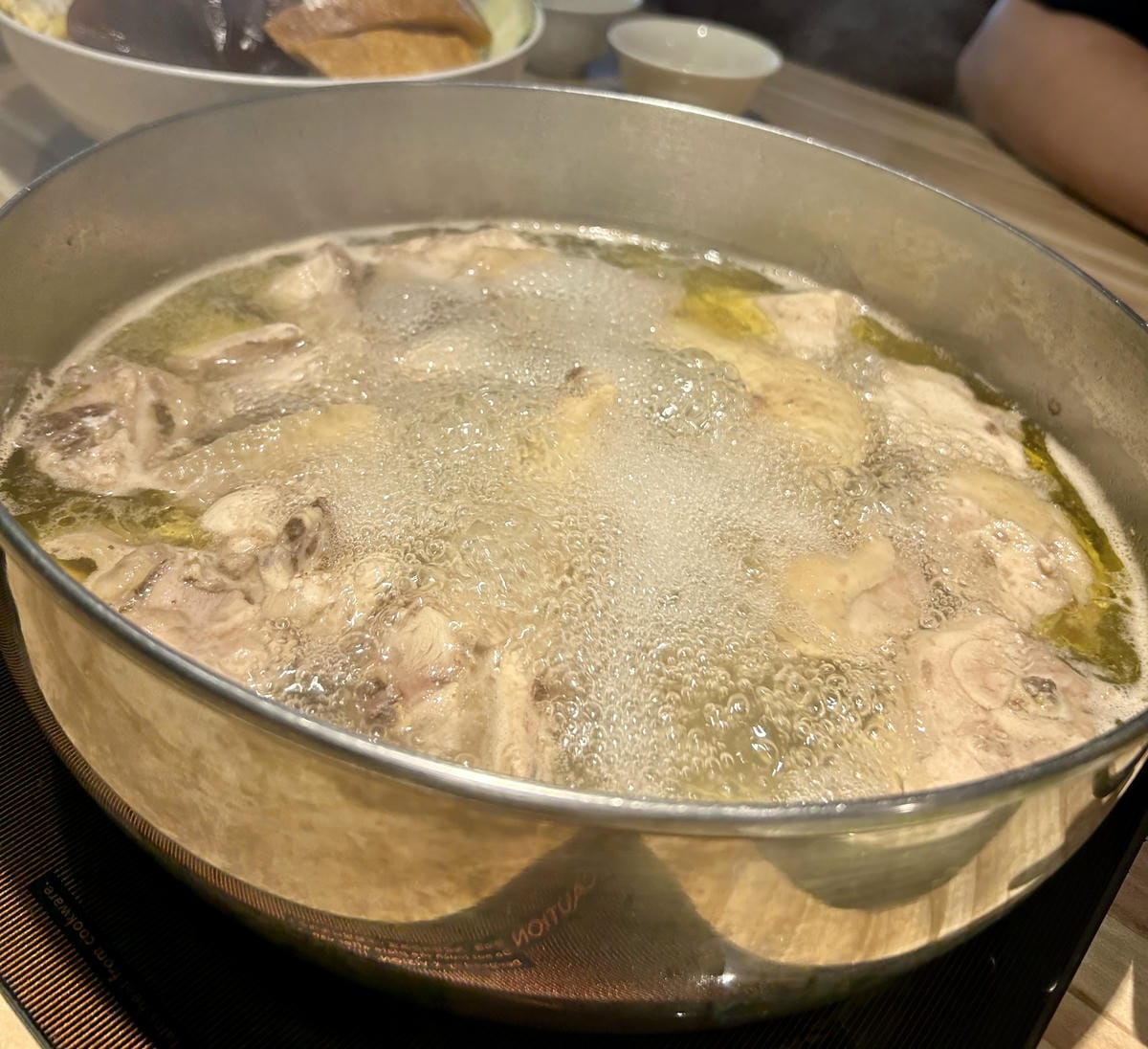 《 台北中山區美食 》汆食 作伙鍋|室內親子遊戲室|多種特色 《 台北中山區美食 》汆食 作伙鍋|室內親子遊戲室|多種特色