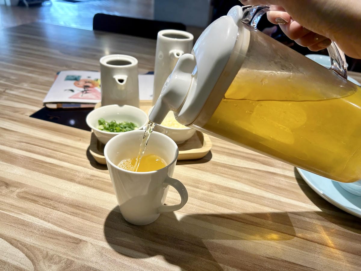 《 台北中山區美食 》汆食 作伙鍋|室內親子遊戲室|多種特色 《 台北中山區美食 》汆食 作伙鍋|室內親子遊戲室|多種特色
