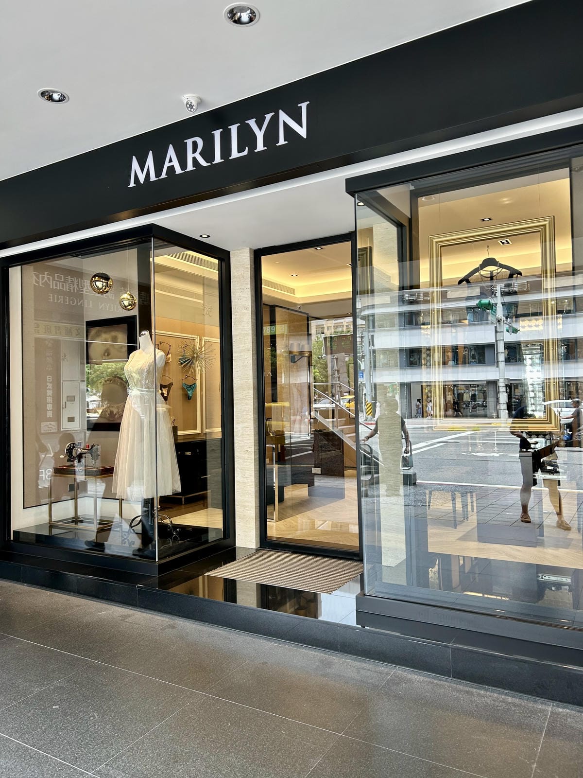 《 塑身衣推薦 》MARILYN 瑪麗蓮｜產後塑身衣｜透氣舒