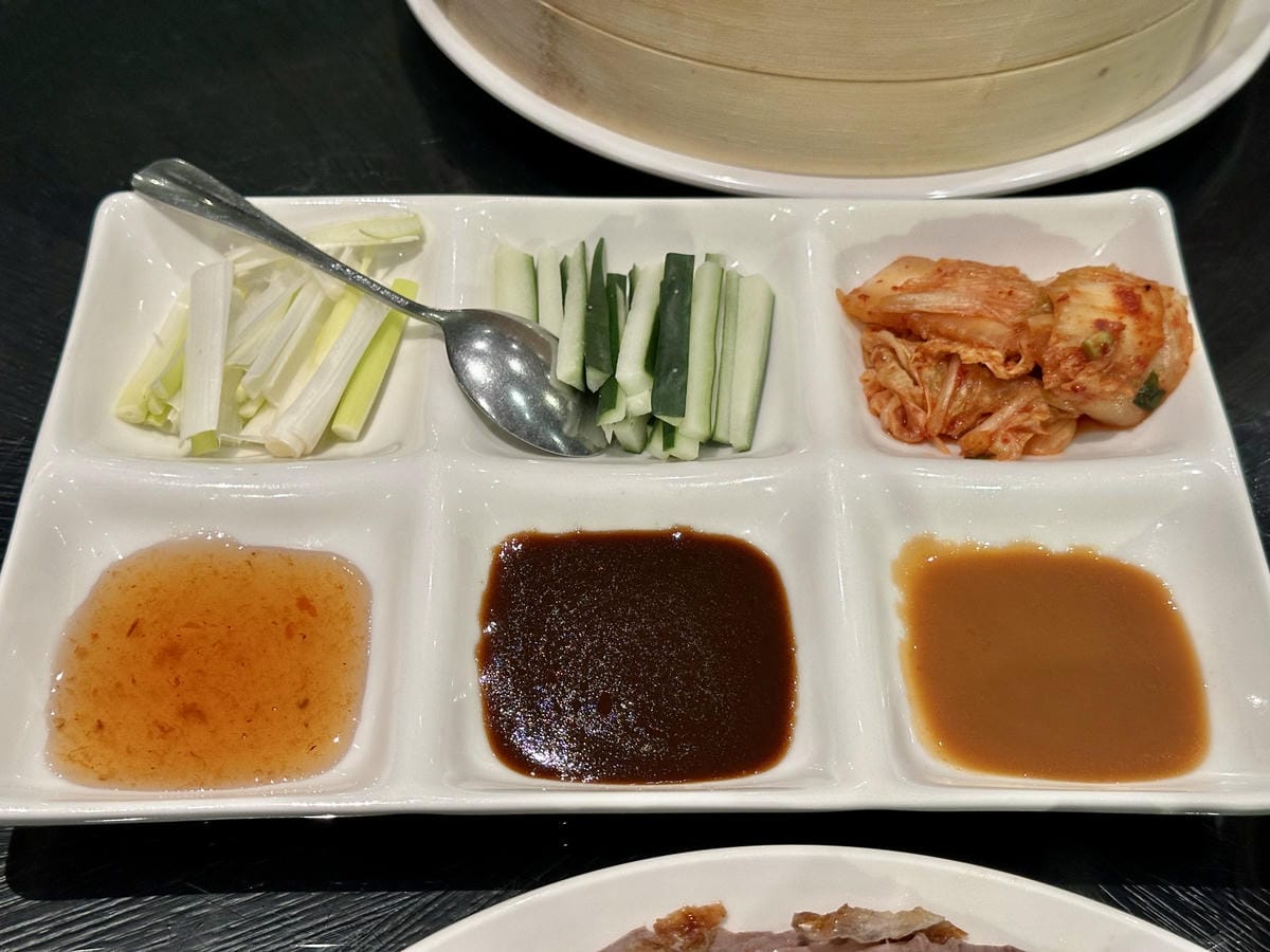 《 新莊美食 》典華雅聚|新莊典華2F|台北一鴨二吃|不用去 《 新莊美食 》典華雅聚|新莊典華2F|台北一鴨二吃|不用去