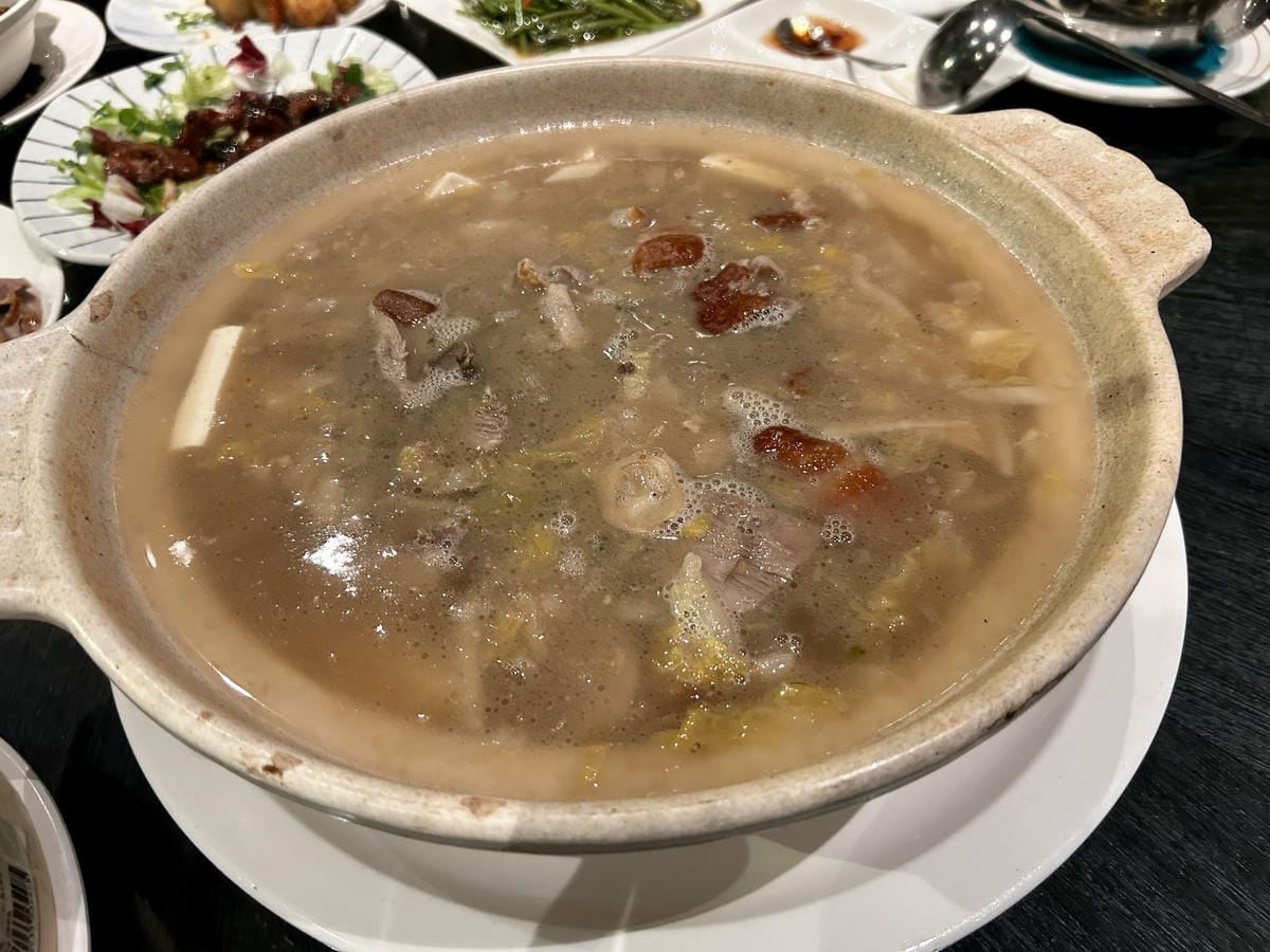 《 新莊美食 》典華雅聚|新莊典華2F|台北一鴨二吃|不用去 《 新莊美食 》典華雅聚|新莊典華2F|台北一鴨二吃|不用去