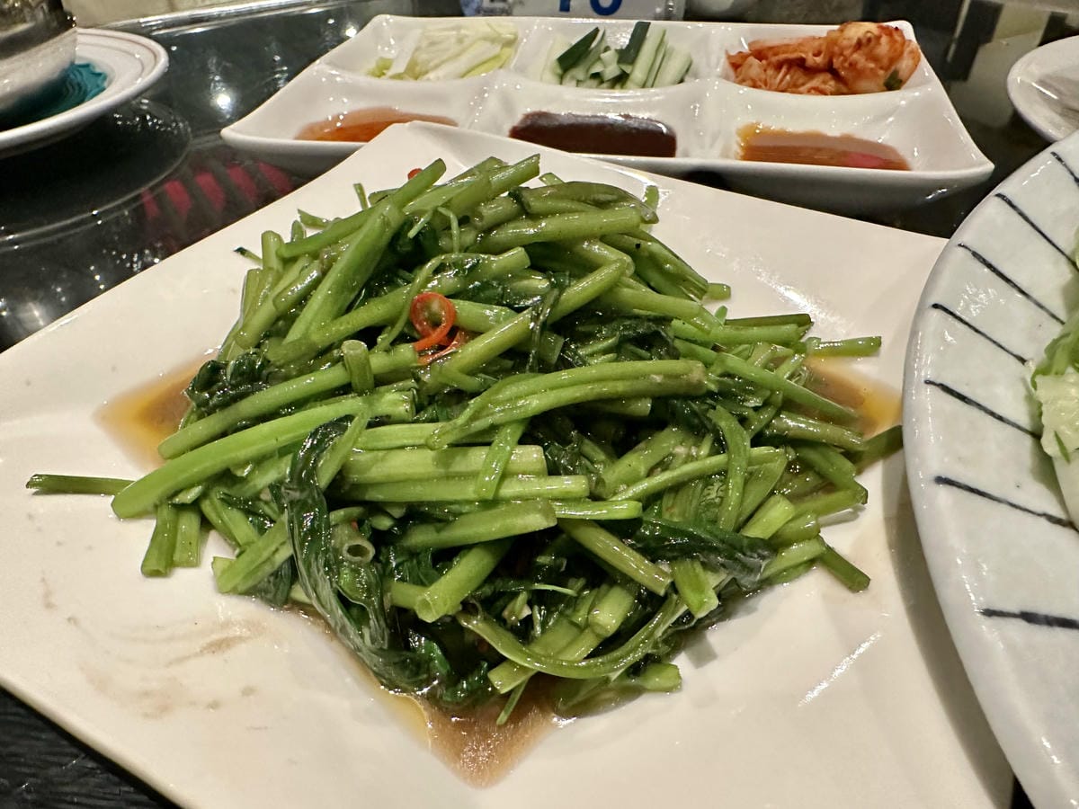 《 新莊美食 》典華雅聚|新莊典華2F|台北一鴨二吃|不用去 《 新莊美食 》典華雅聚|新莊典華2F|台北一鴨二吃|不用去