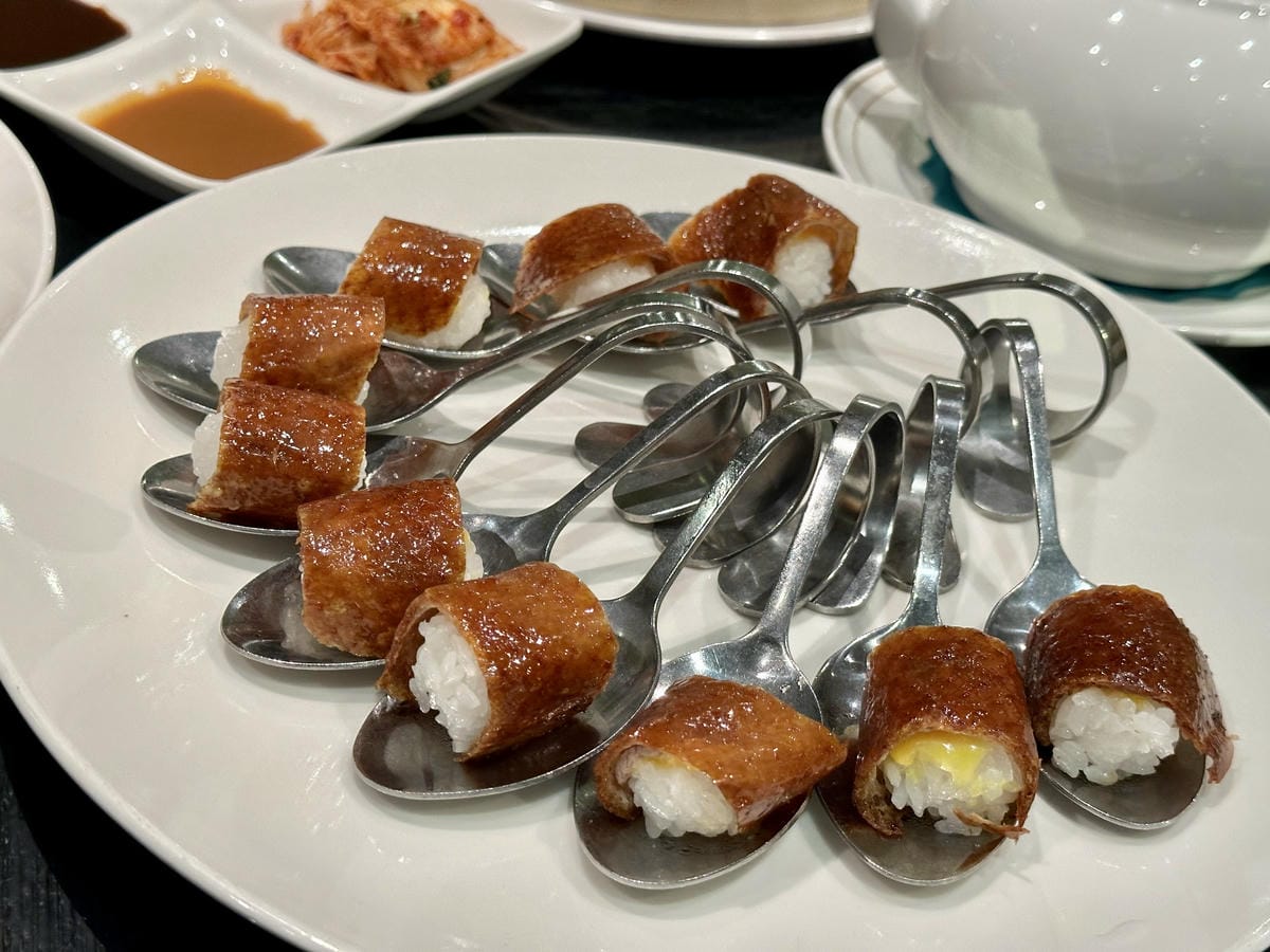 《 新莊美食 》典華雅聚|新莊典華2F|台北一鴨二吃|不用去 《 新莊美食 》典華雅聚|新莊典華2F|台北一鴨二吃|不用去
