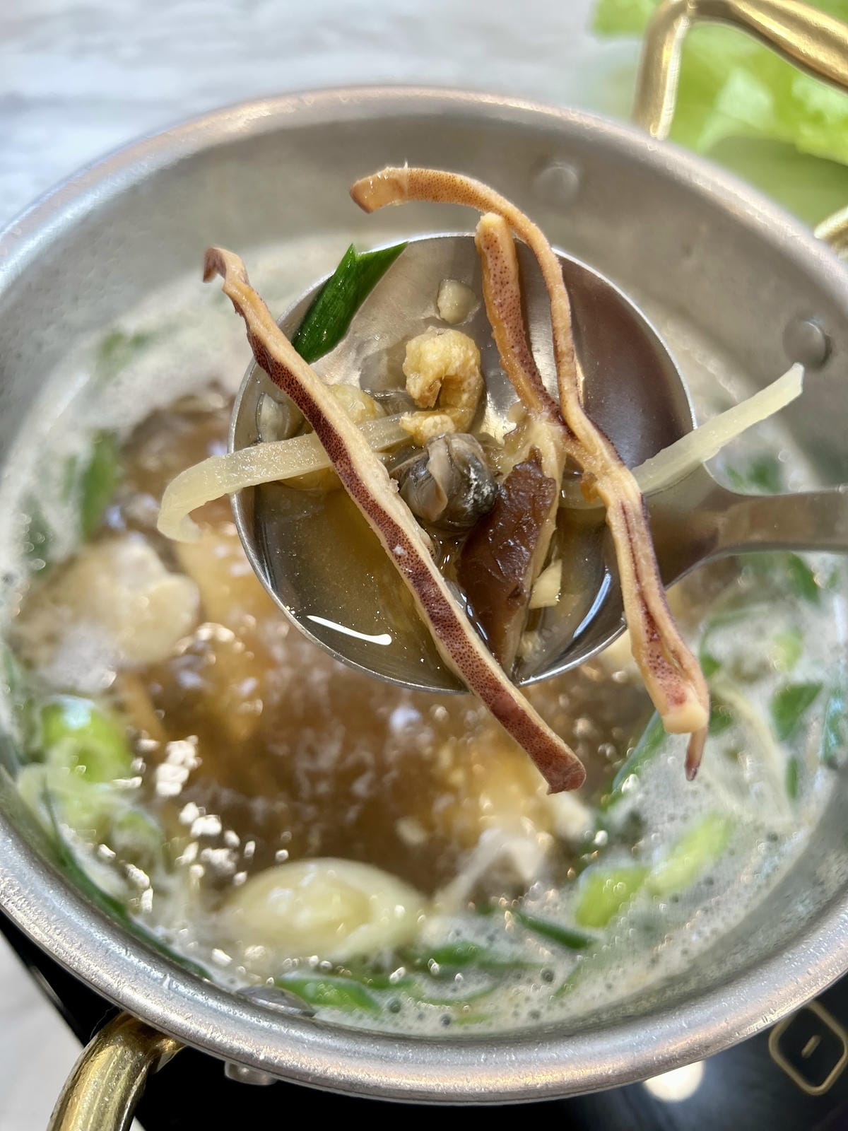 《 桃園美食 》涮金鍋 和風鍋物｜麥味登兄弟品牌｜使用熬雞湯