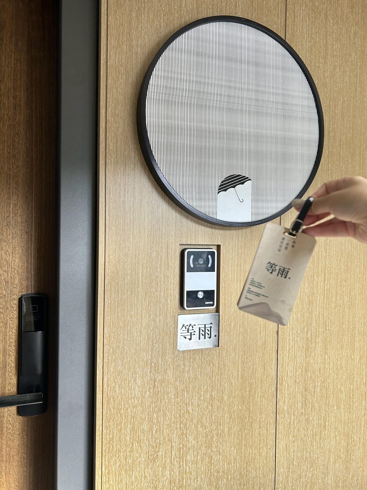 《 宜蘭頭城民宿 》你會一直想要住在這｜房間超大，還有冷、熱