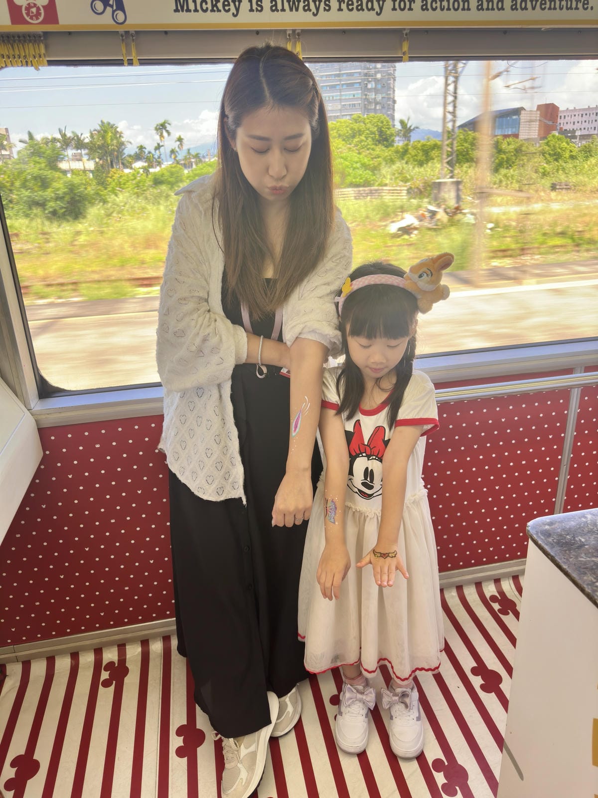 《 台灣親子旅行 》迪士尼列車-環島之星夢想號｜暑期還有小小
