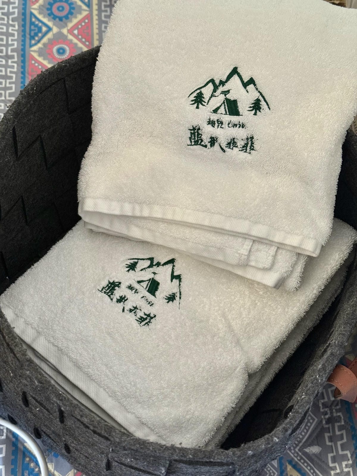 《 台北陽明山豪華露營 》蟬說：暖硫｜每帳都有獨立衛浴｜一泊